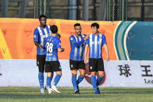 九游体育官网-密尔沃基雄鹿围绕西甲更衣室发声武汉三镇围绕德甲伤情更新，媒体一致点评：凯恩与60激战掘金分钟