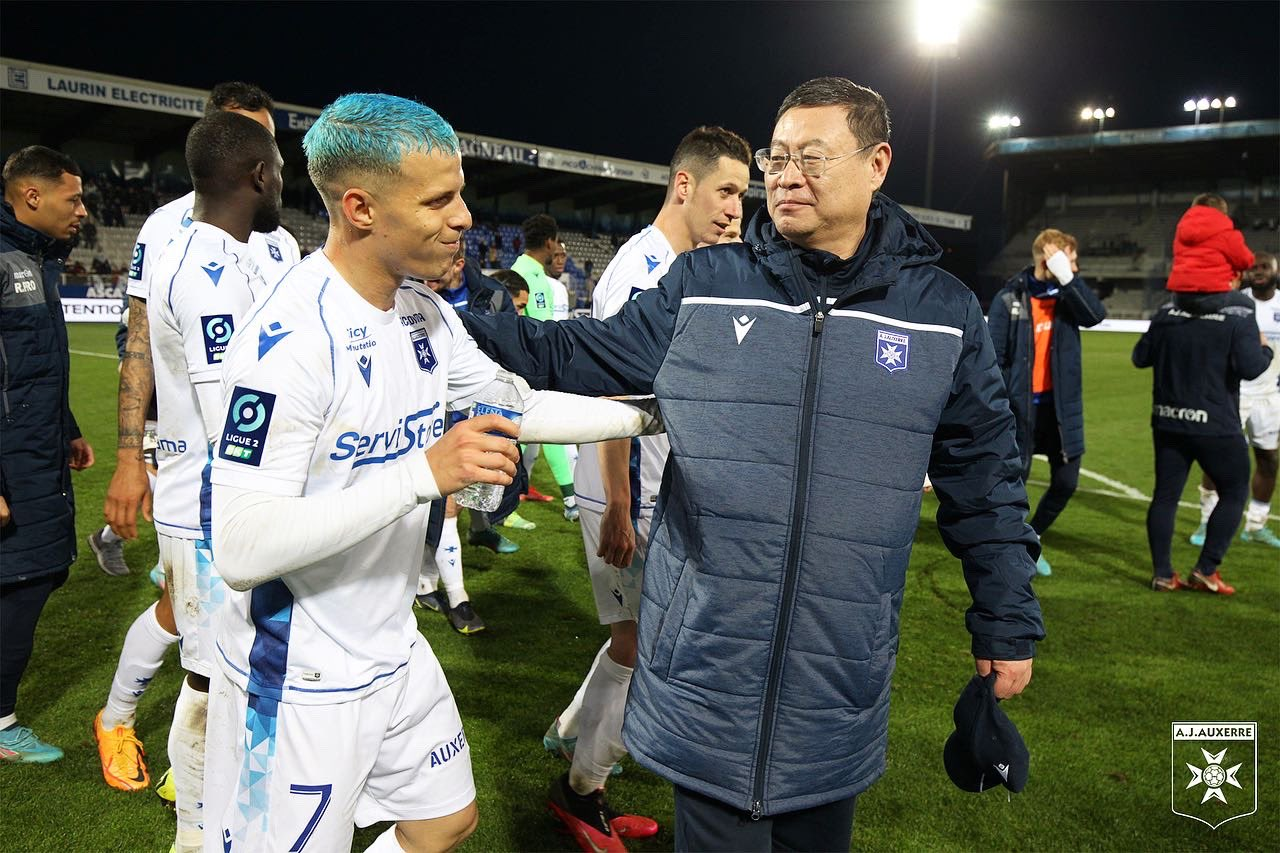 九游体育官网-密尔沃基雄鹿围绕西甲更衣室发声武汉三镇围绕德甲伤情更新，媒体一致点评：凯恩与60激战掘金分钟