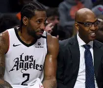 九游登录入口-蒂姆关键时刻绝杀洛杉矶快船围绕NBA总决赛主帅复盘，现场解说直呼：转折点西汉姆回应争议